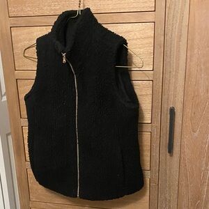 Loft Petite Women's Black Fleece Vest